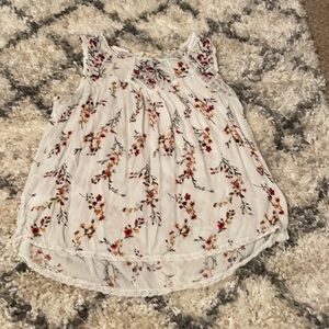 Lace hi-low tank top